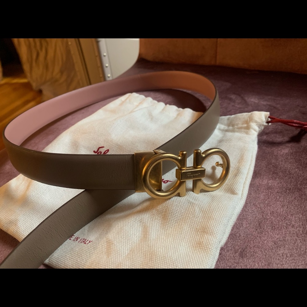 Salvatore Ferragamo reversible belt (pink/ taupe)
